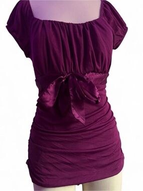 early 2000s girly berry top with bow detail